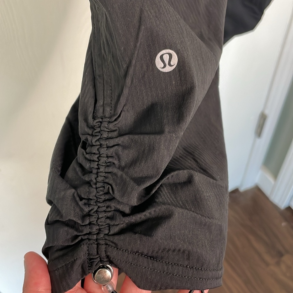 Lululemon Dance Studio Mid-Rise Crop 25” Pants Black Size 12 - Picture 12 of 14